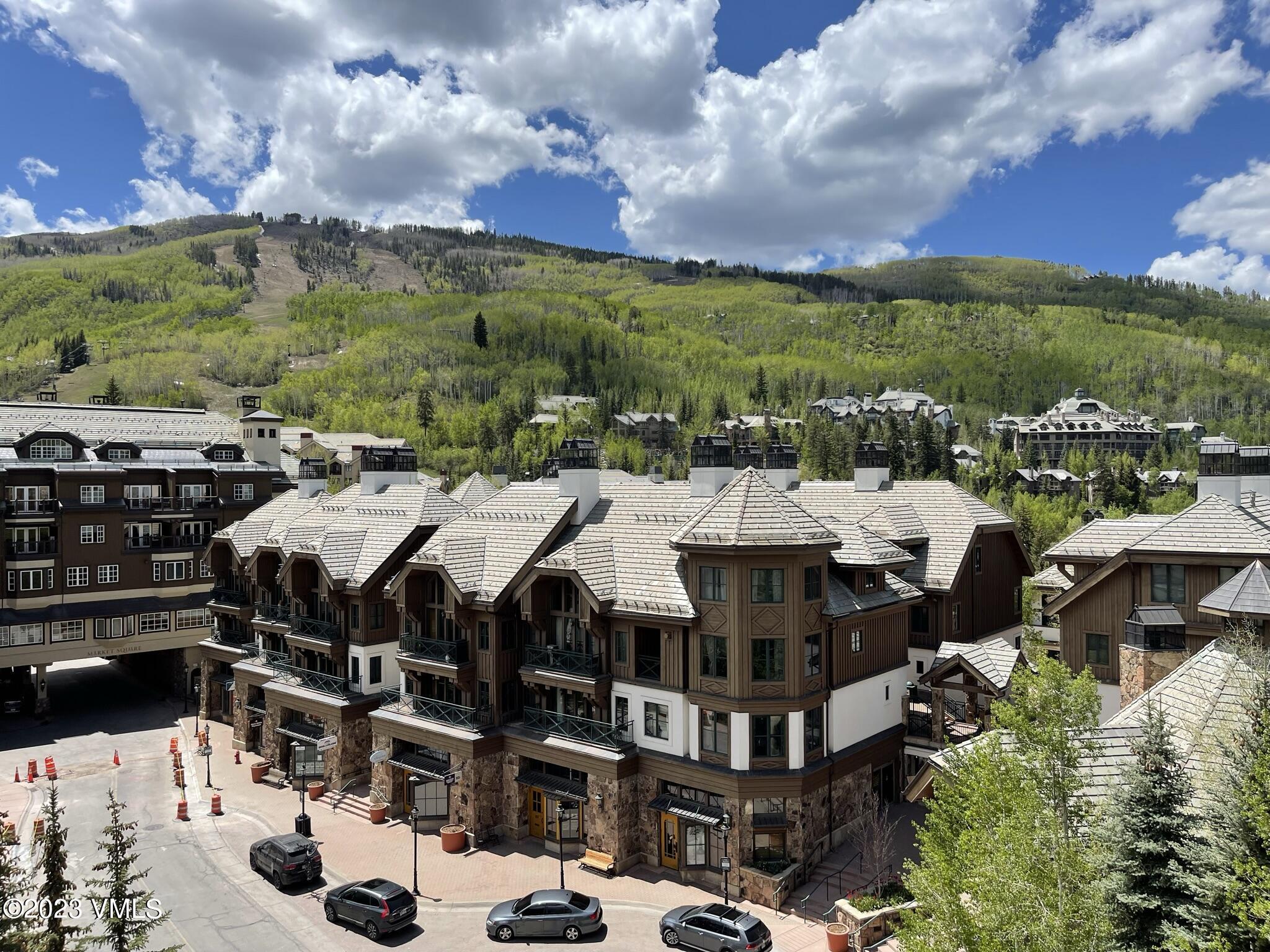 210 Offerson Road, Unit 209 WEEK 30 Beaver Creek, CO 81620 - Photo 3 of 27 a picture of city view