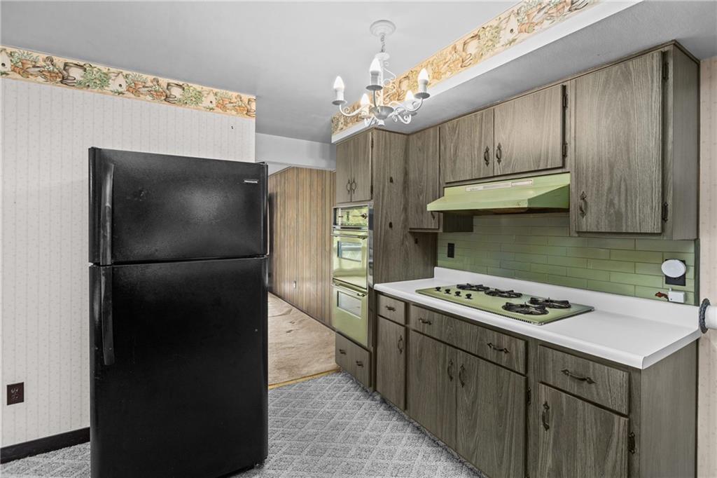 1215 Cascade Road Monaca, PA 15061 - Photo 11 of 27