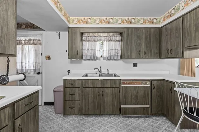 $225,000 | 1215 Cascade Road, Monaca, PA 15061