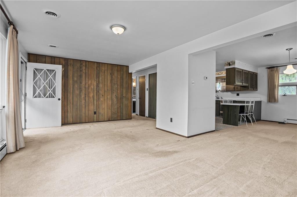 1215 Cascade Road Monaca, PA 15061 - Photo 7 of 27