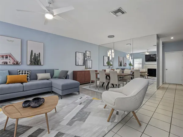 $1,600 | 17641 Red Oak Drive, Unit 641, Houston, TX 77090