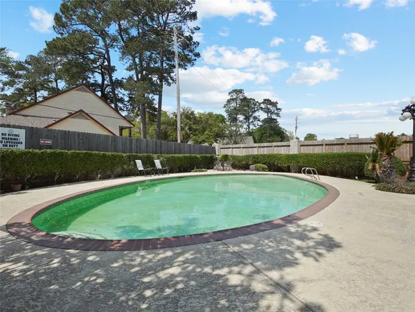 $1,600 | 17641 Red Oak Drive, Unit 641, Houston, TX 77090