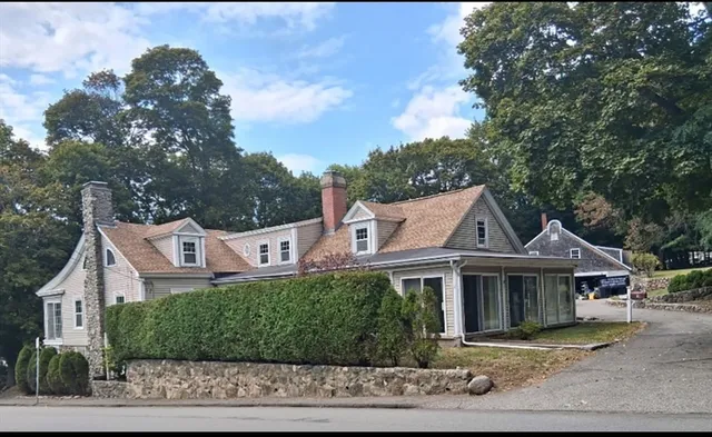 $889,000 | 2 Prospect Street, Peabody, MA 01960