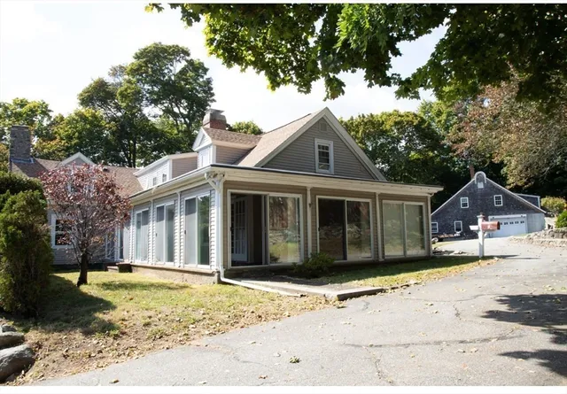 $889,000 | 2 Prospect Street, Peabody, MA 01960