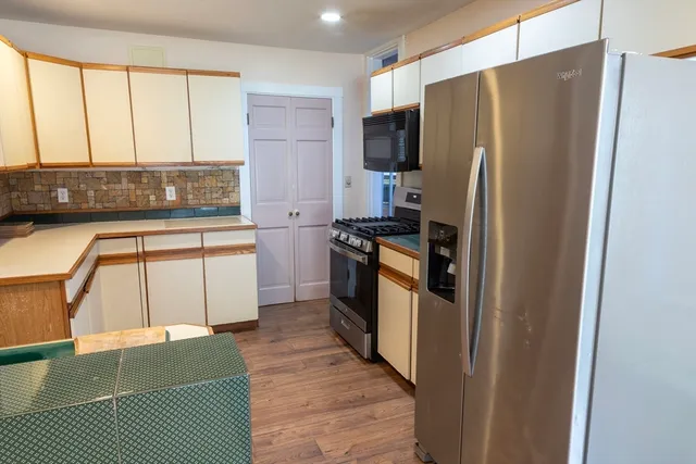 $889,000 | 2 Prospect Street, Peabody, MA 01960