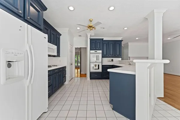 $4,300 | 29 Berry Blossom Drive, The Woodlands, TX 77380