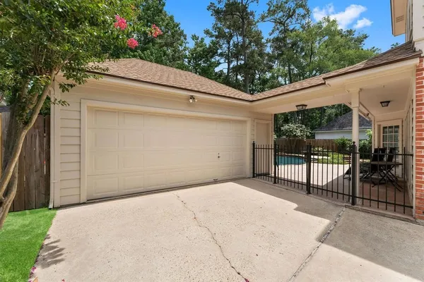 $4,300 | 29 Berry Blossom Drive, The Woodlands, TX 77380