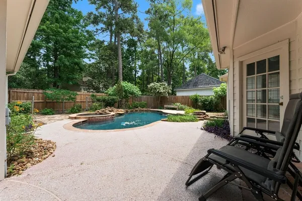 $4,300 | 29 Berry Blossom Drive, The Woodlands, TX 77380
