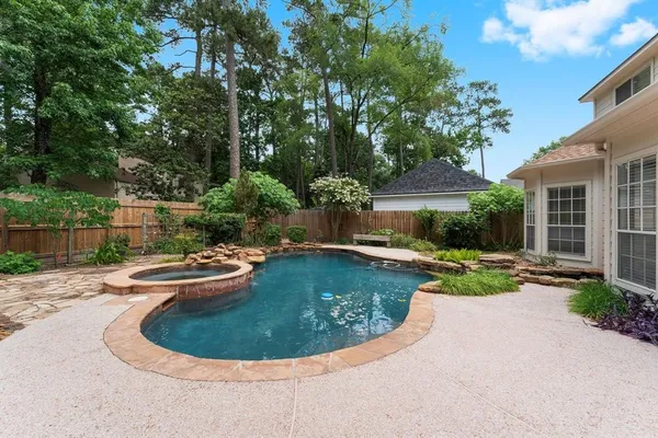 $4,300 | 29 Berry Blossom Drive, The Woodlands, TX 77380