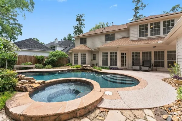 $4,300 | 29 Berry Blossom Drive, The Woodlands, TX 77380