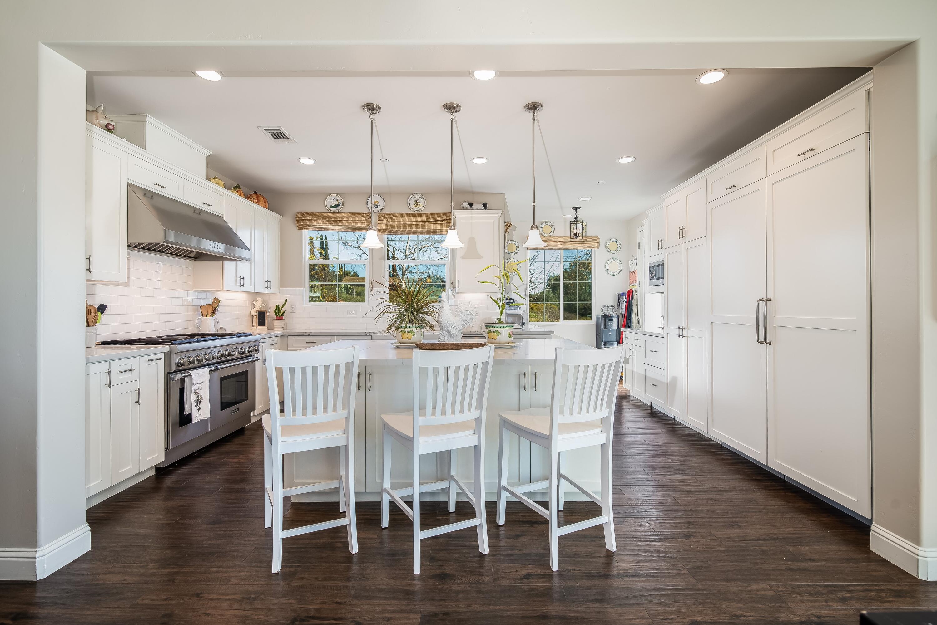 720 Mesa Drive Solvang, CA 93463 - Photo 10 of 44 010_The Kitchen