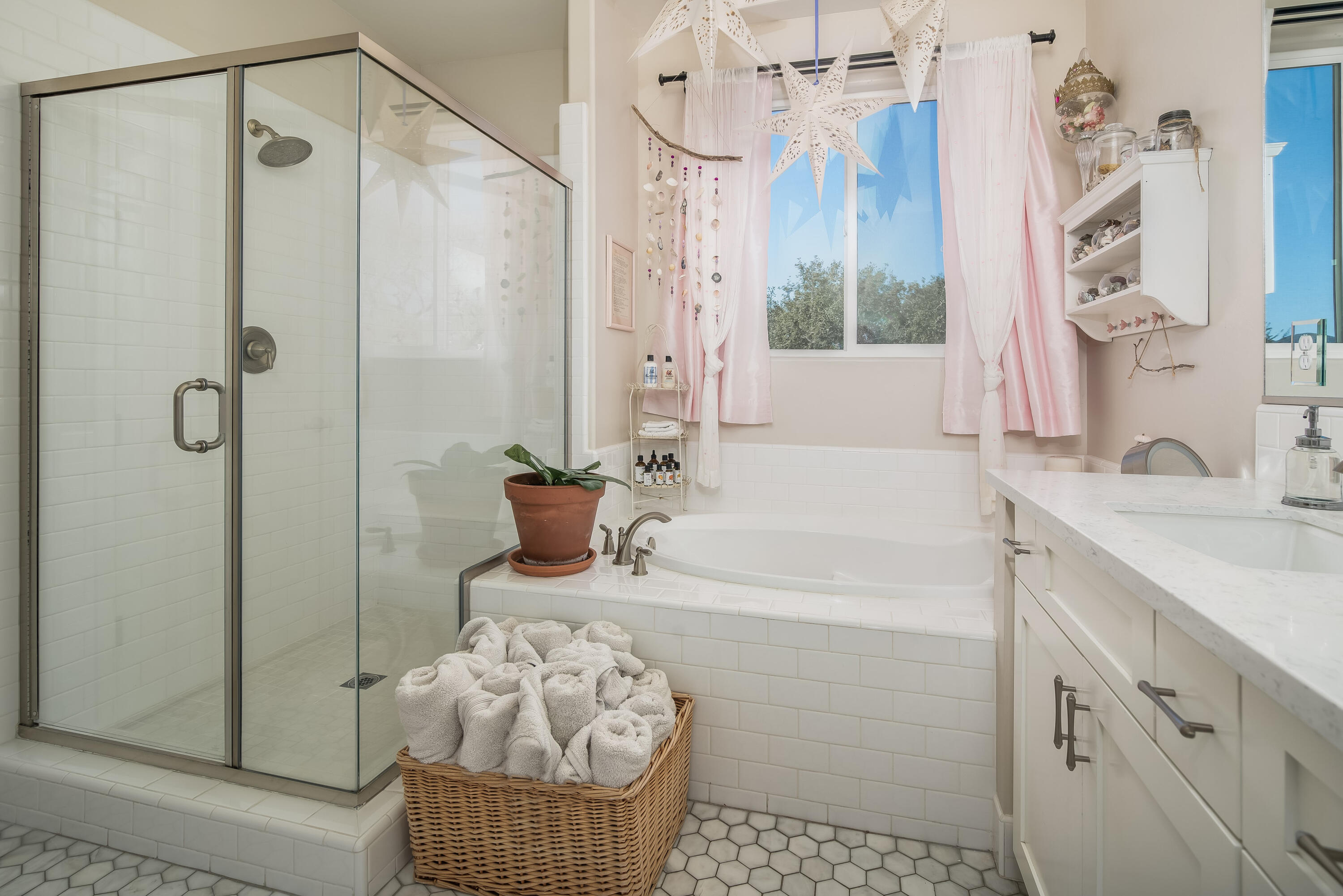 720 Mesa Drive Solvang, CA 93463 - Photo 16 of 44 015_Glass-Enclosed Shower