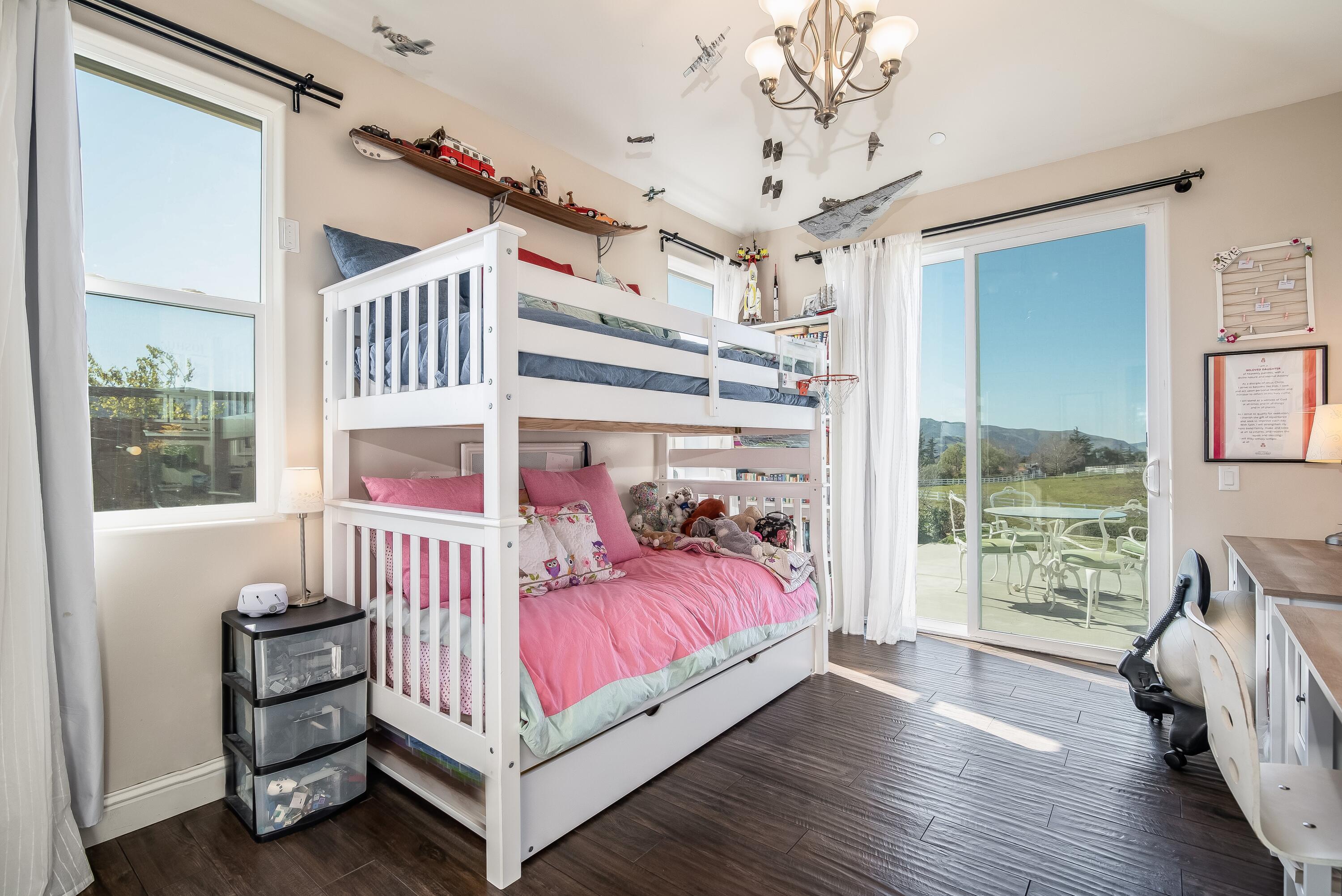 720 Mesa Drive Solvang, CA 93463 - Photo 23 of 44 022_Guest Bedroom