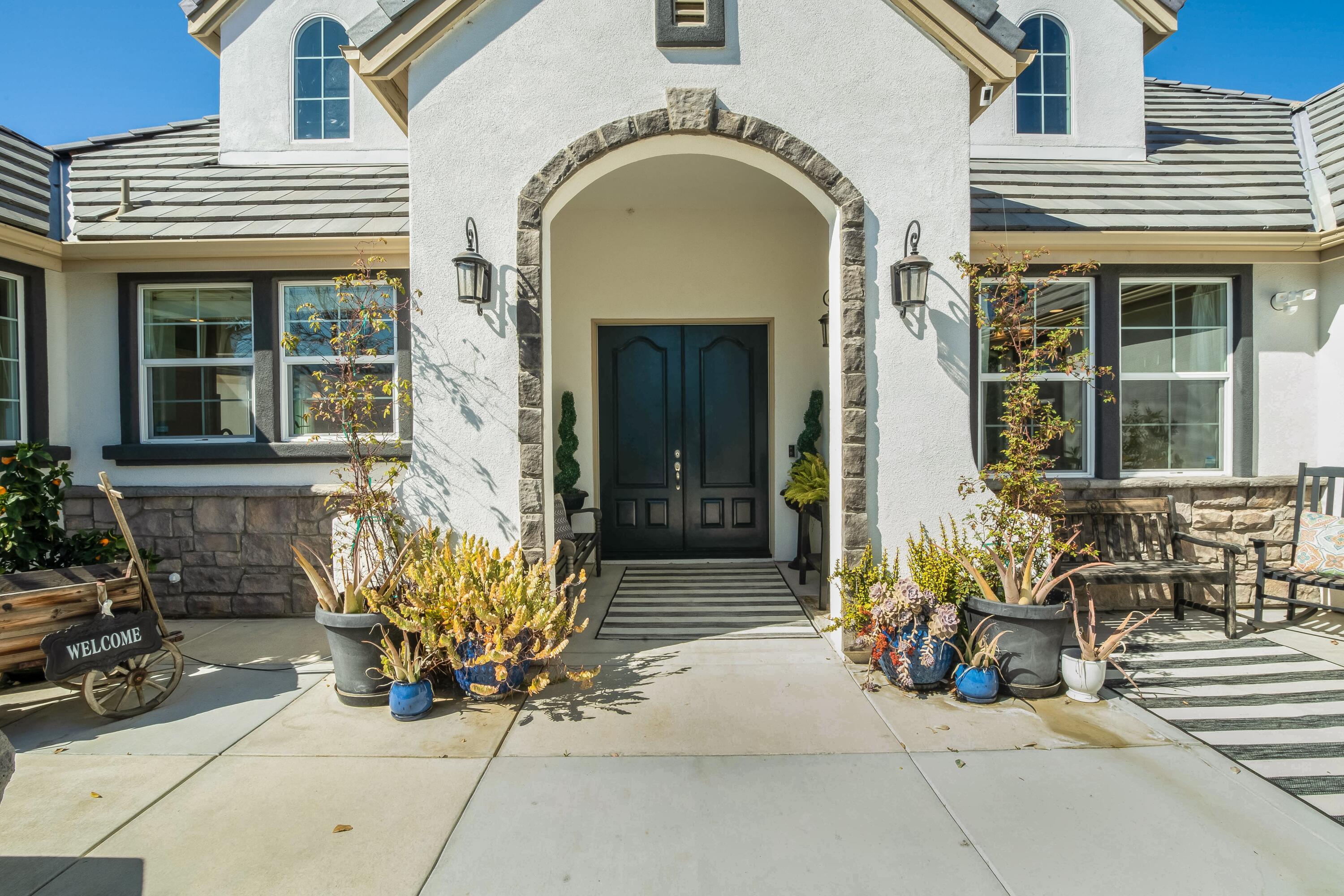 720 Mesa Drive Solvang, CA 93463 - Photo 4 of 44 004_Welcome Home