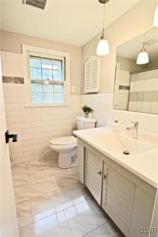 5084 Fairlawn Road Center Valley, PA 18034 - Photo 11 of 19 Gallery Image 11