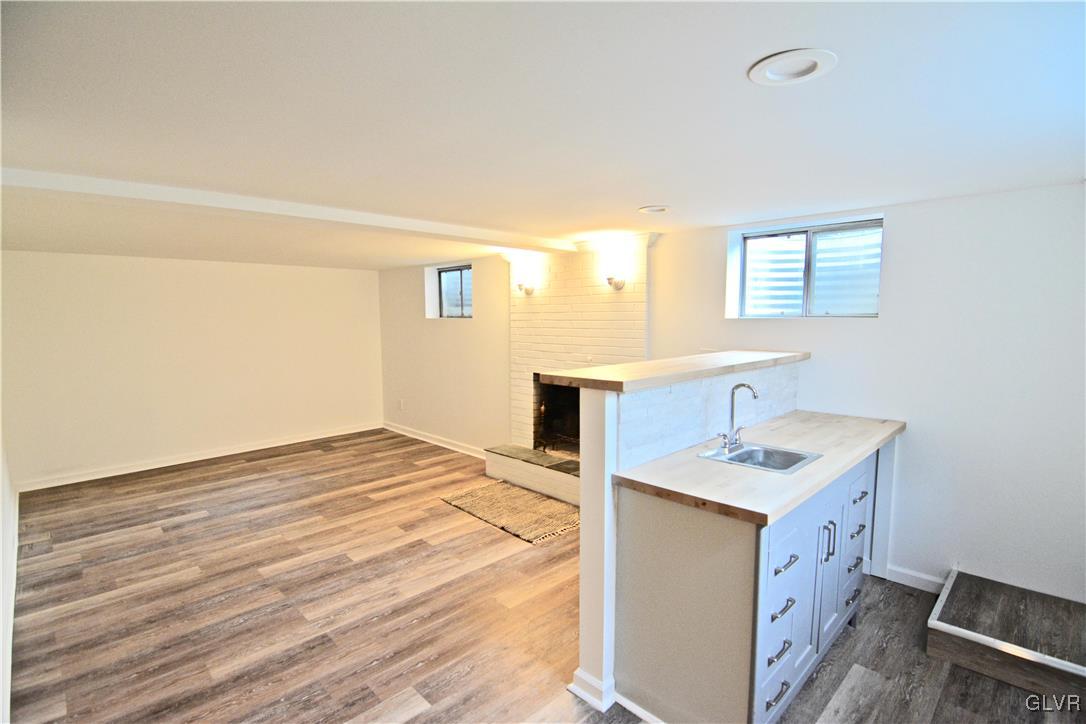 5084 Fairlawn Road Center Valley, PA 18034 - Photo 17 of 19 Gallery Image 17