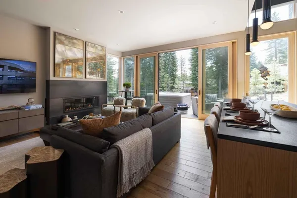 $475,000 | 15004 Peak View Place, Unit A, Truckee, CA 96161