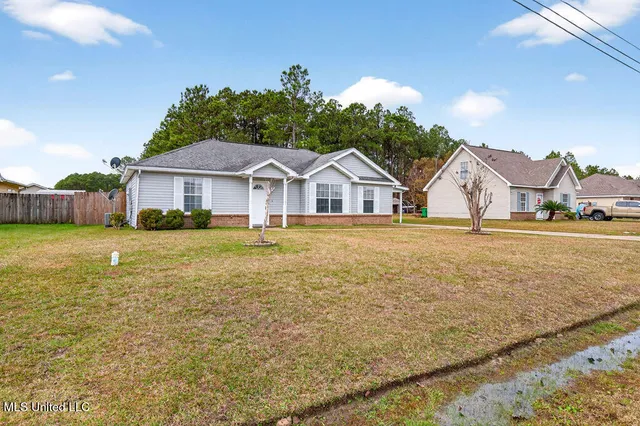 $1,650 | 10617 Maple Street, Vancleave, MS 39565