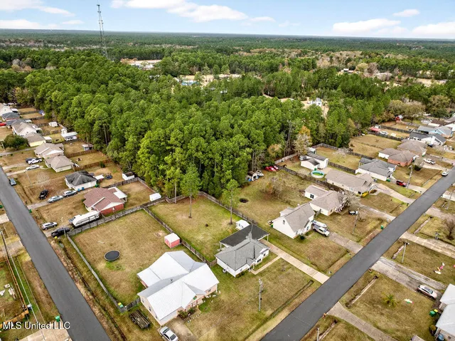 $1,650 | 10617 Maple Street, Vancleave, MS 39565