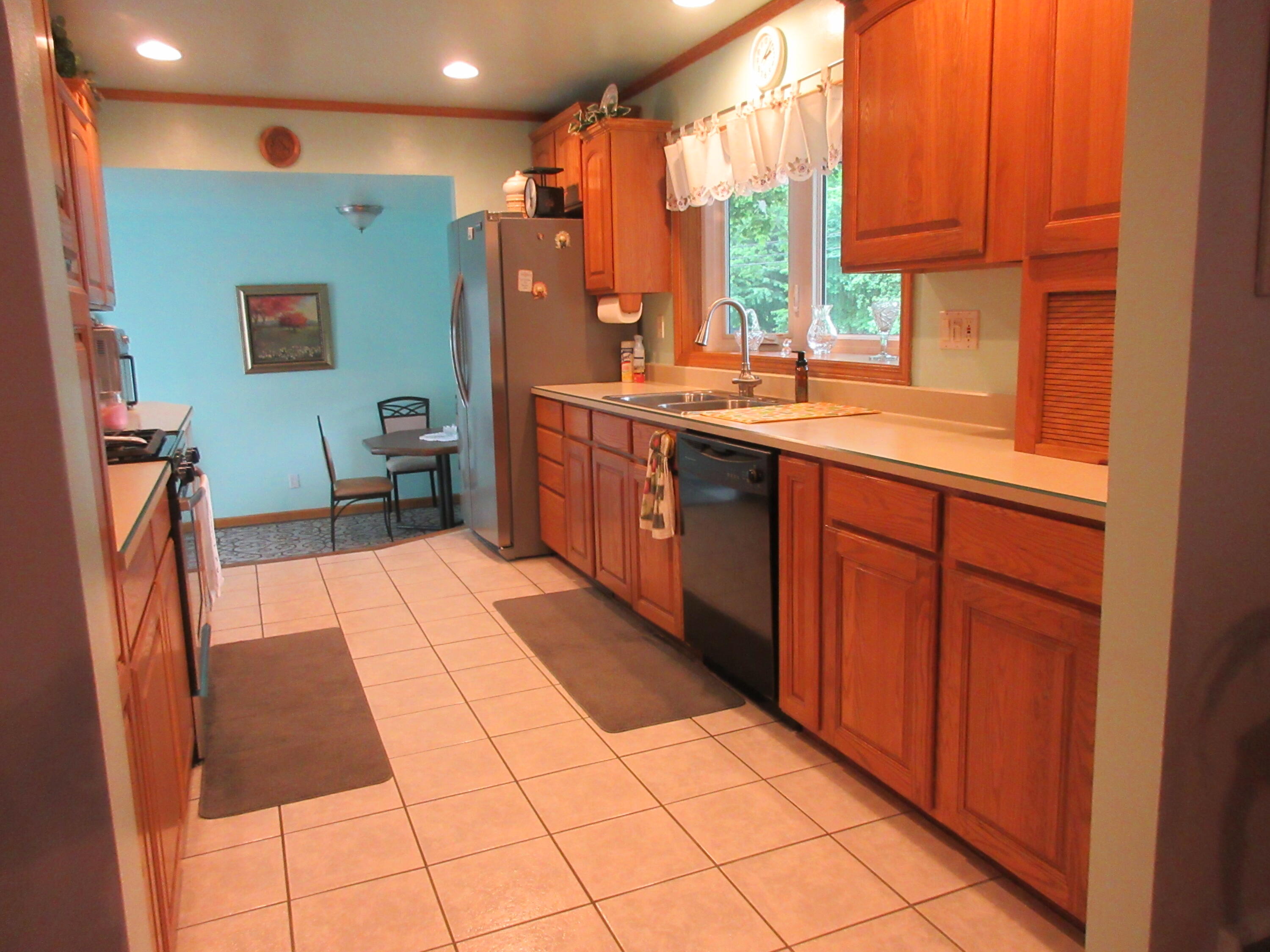 3353 Reynolds Road Jackson, MI 49201 - Photo 8 of 43 IMG_0261