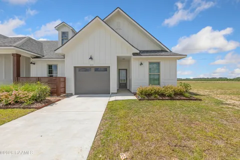 $245,999 | 111 Maplebrook Way, Youngsville, LA 70592