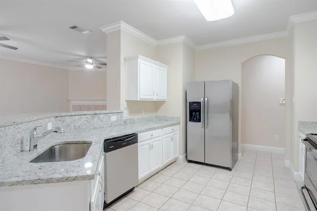 $2,200 | 4929 Spur Ridge Court, Fort Worth, TX 76244