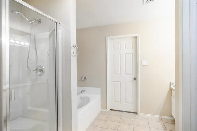 $2,200 | 4929 Spur Ridge Court, Fort Worth, TX 76244