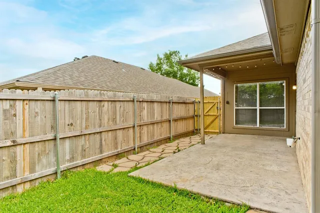 $2,200 | 4929 Spur Ridge Court, Fort Worth, TX 76244