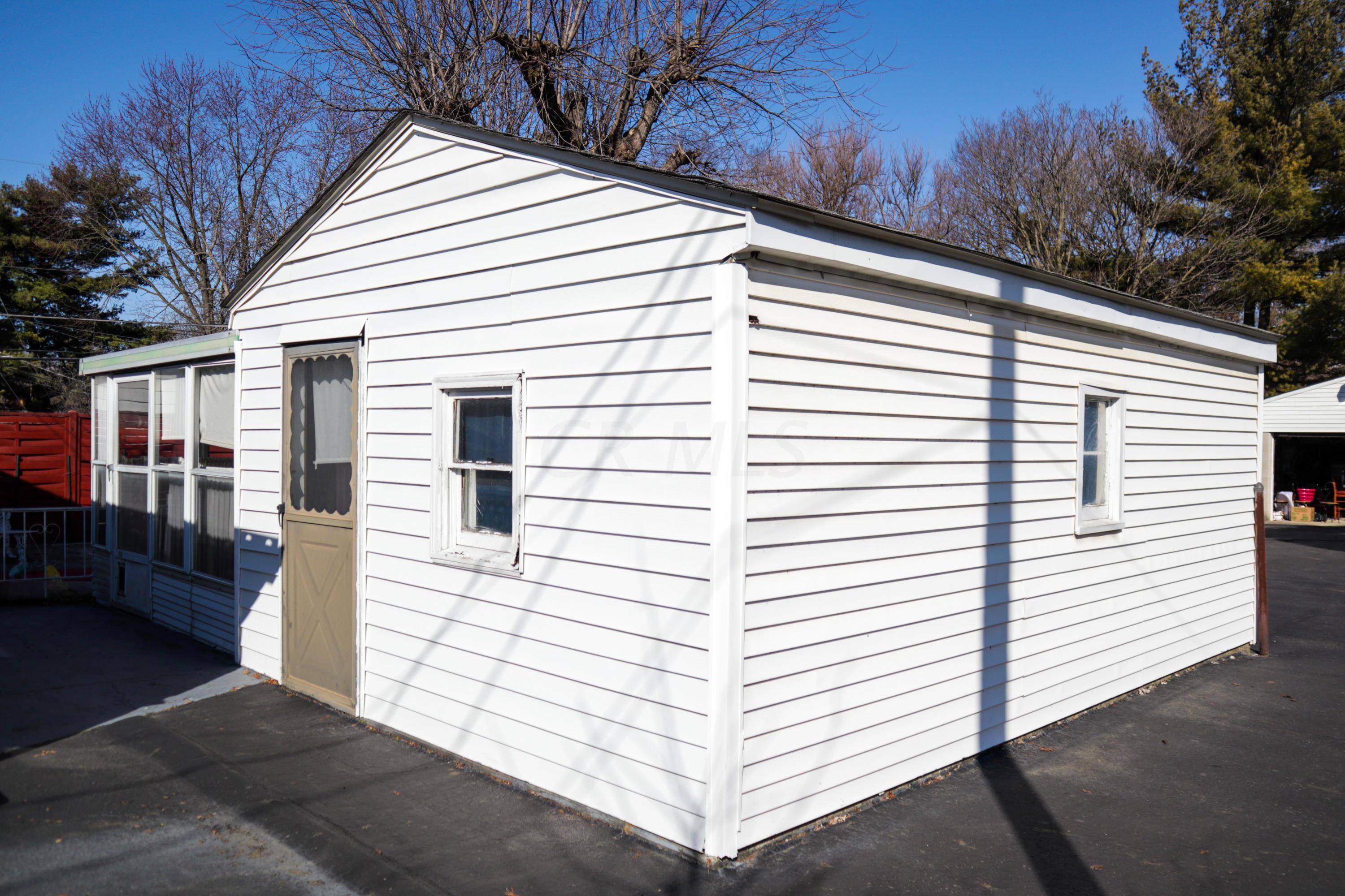 26 West Alcott Road Columbus, OH 43207 - Photo 6 of 26 Gallery Image 6
