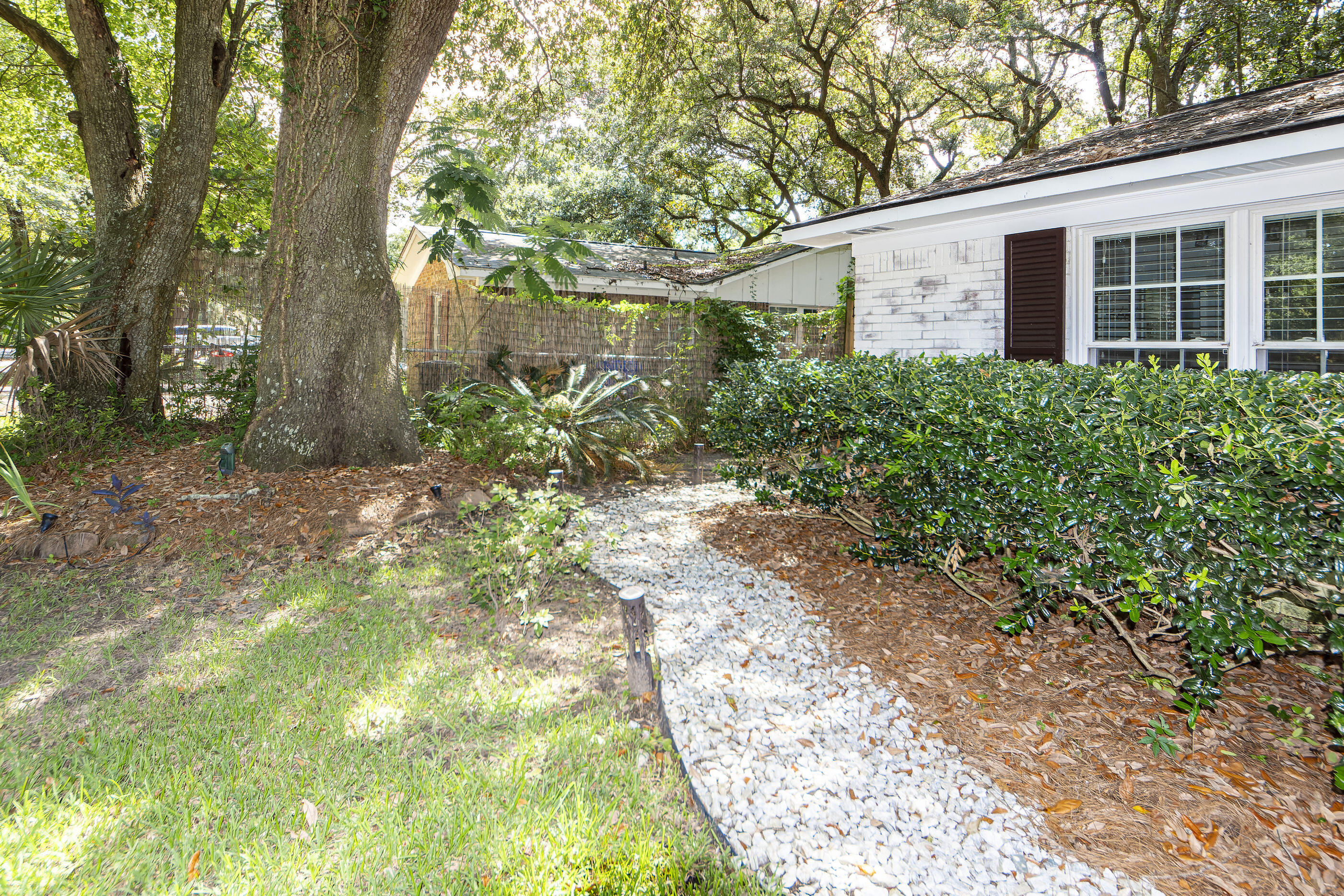 1215 Mathis Ferry Road Mount Pleasant, SC 29464 - Photo 38 of 45 44