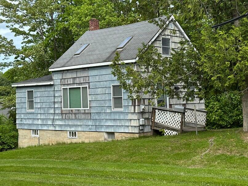 25 Pray Street Gardiner, ME 04345 - Photo 1 of 30 20250610194131731949000000-o