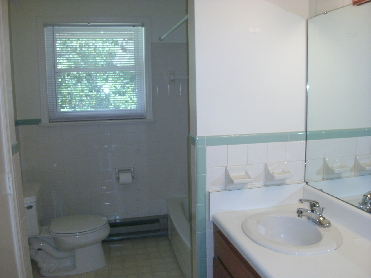 3266 Rasmont Road Roanoke, VA 24018 - Photo 9 of 18 8