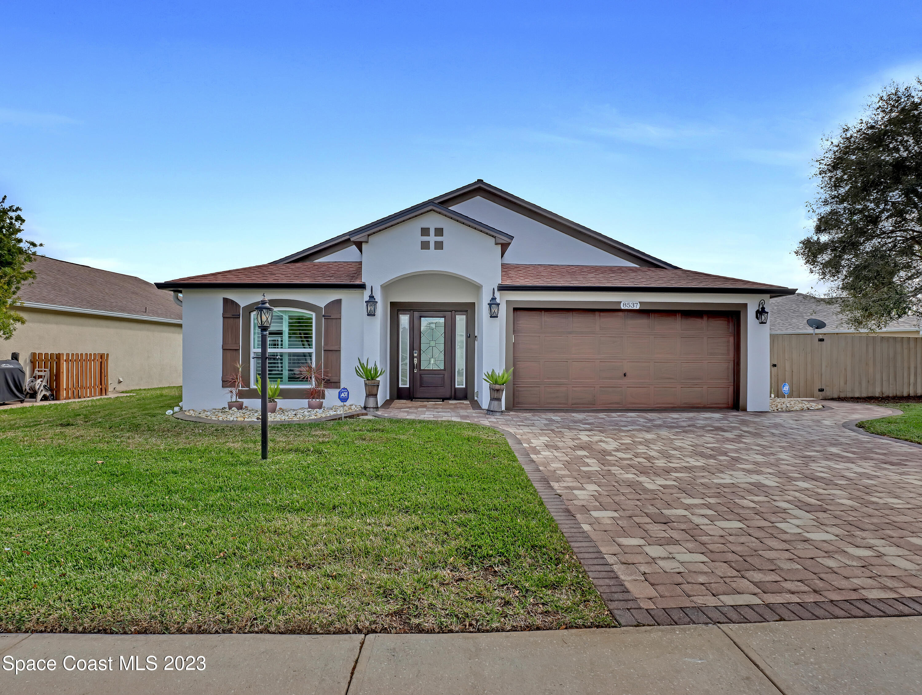 8537 Mizell Drive Melbourne, FL 32940 - Photo 2 of 51 8537 Mizell (3)