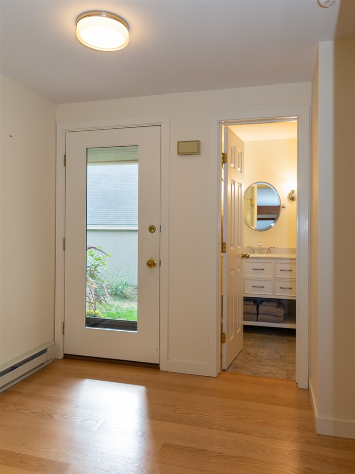 41 Point Breeze Road Wolfeboro, NH 03894 - Photo 13 of 37 Gallery Image 13
