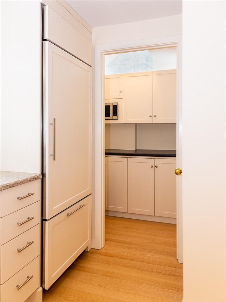 41 Point Breeze Road Wolfeboro, NH 03894 - Photo 4 of 37 Gallery Image 4