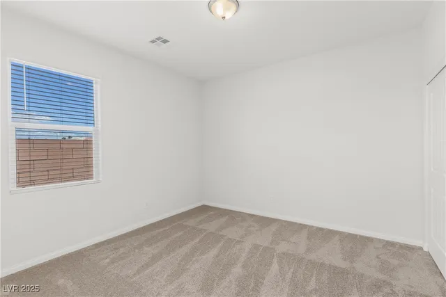 $2,200 | 5704 Steinbeck Vly Street, Las Vegas, NV 89113