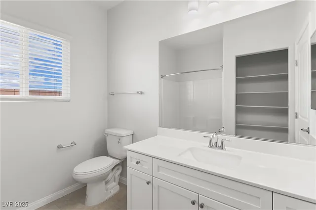 $2,200 | 5704 Steinbeck Vly Street, Las Vegas, NV 89113