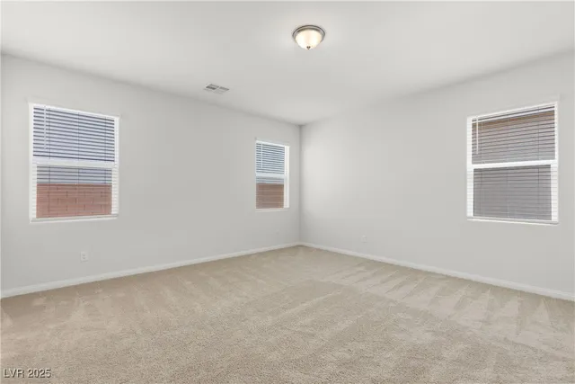 $2,200 | 5704 Steinbeck Vly Street, Las Vegas, NV 89113