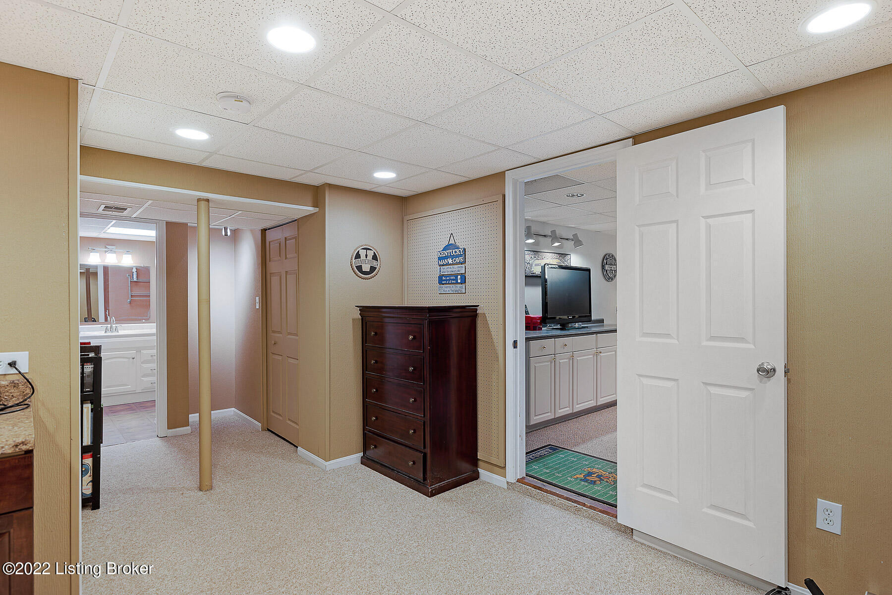 8304 Lacevine Road Louisville, KY 40220 - Photo 31 of 38 Exercise Room/Bonus Space