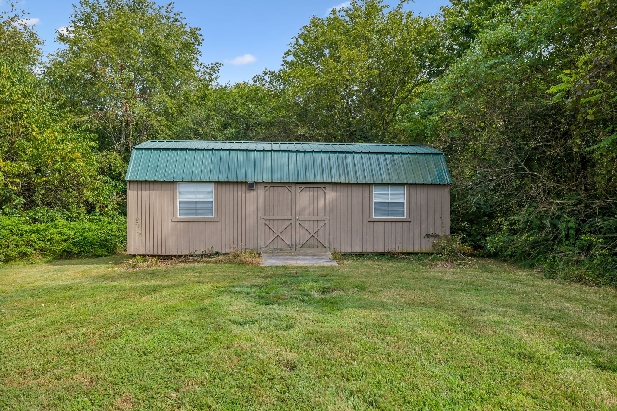 2251 Phillips Road Lebanon, TN 37087 - Photo 35 of 41 a view of a backyard