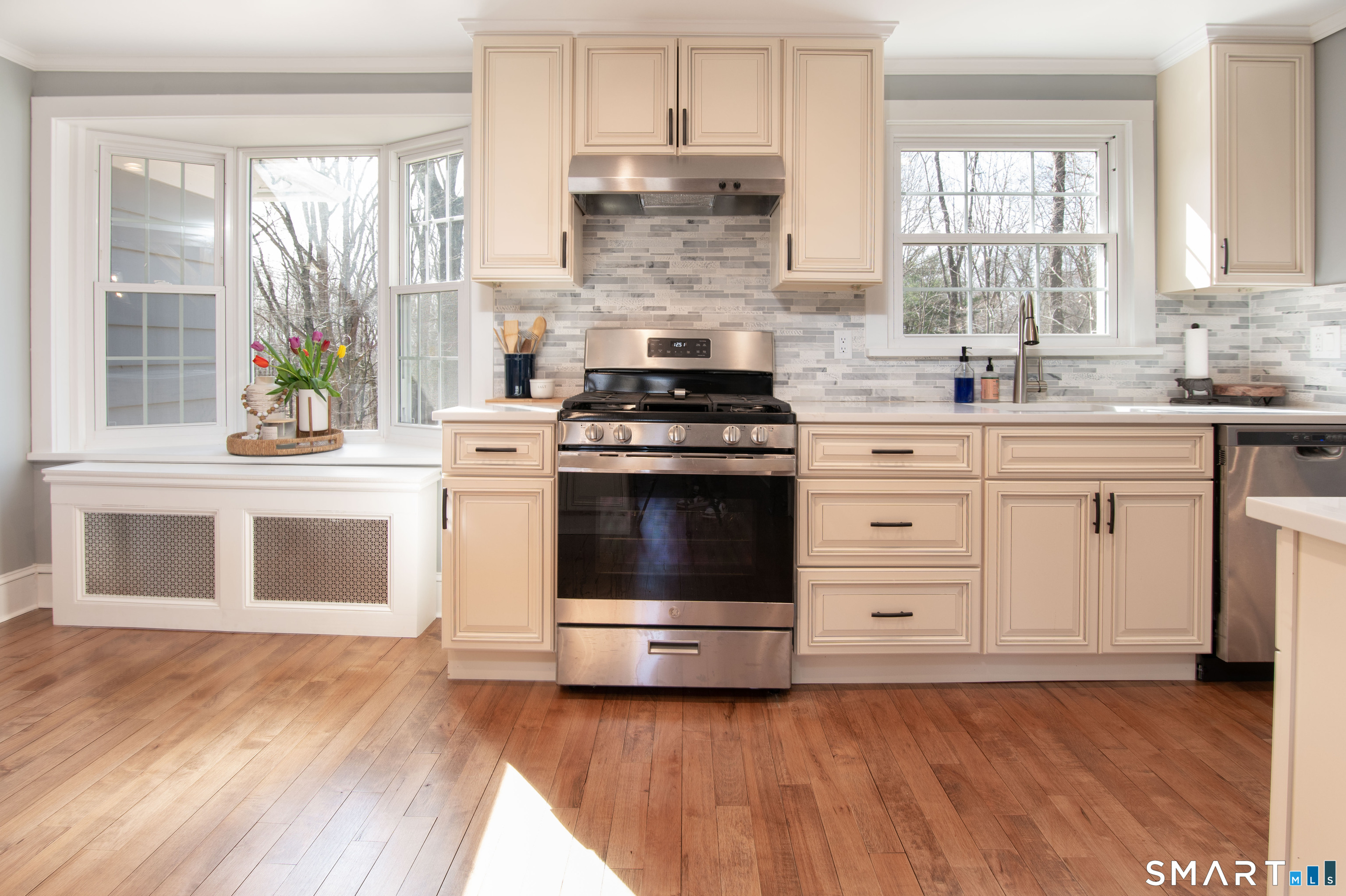 28 Rock Cut Road Bridgewater, CT 06752 - Photo 9 of 40