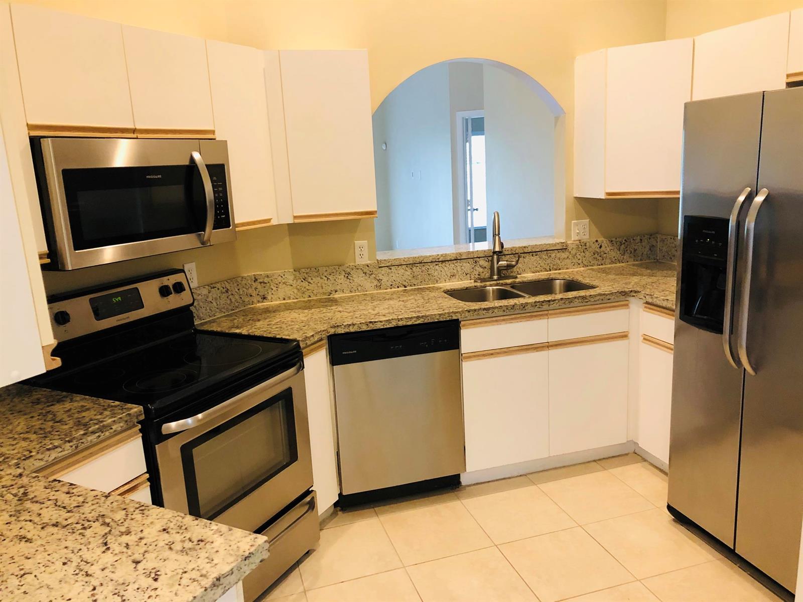 1814 Barnstable Road Wellington, FL 33414 - Photo 2 of 21