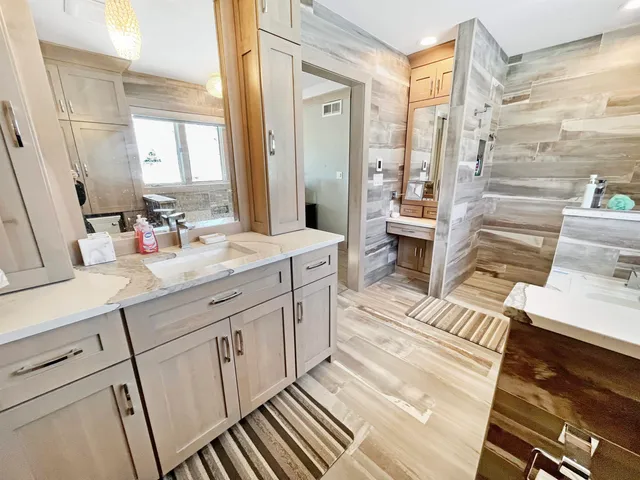 $899,000 | 25-50 Cottage Hill Drive, Lake Carroll, IL 61046