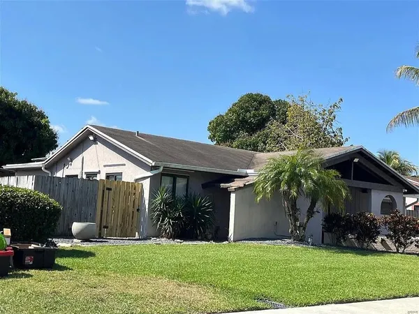 $5,000 | 5380 Northwest 32nd Court, Pompano Beach, FL 33063