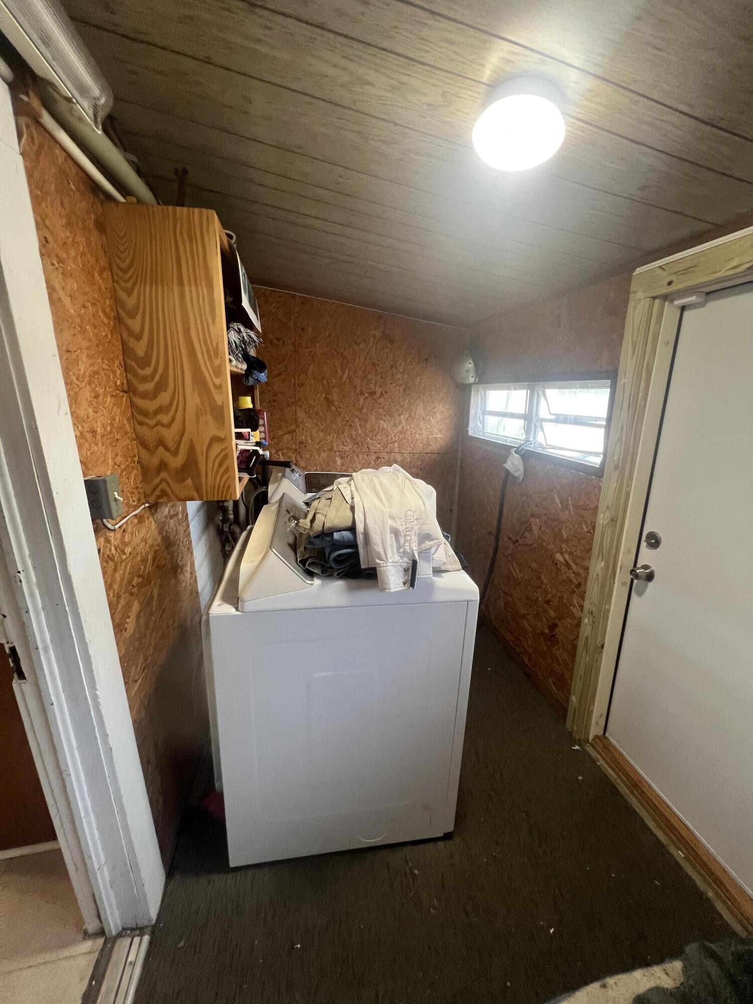 805 Durkee Road Cleveland, TN 37323 - Photo 25 of 26 a view of washer and dryer