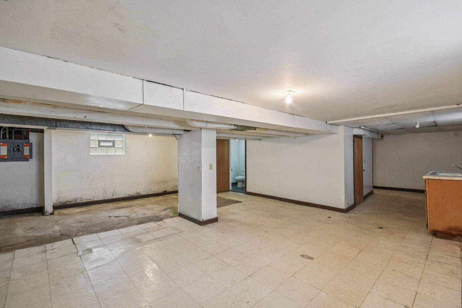 610 Bluff Street Waukegan, IL 60085 - Photo 27 of 31