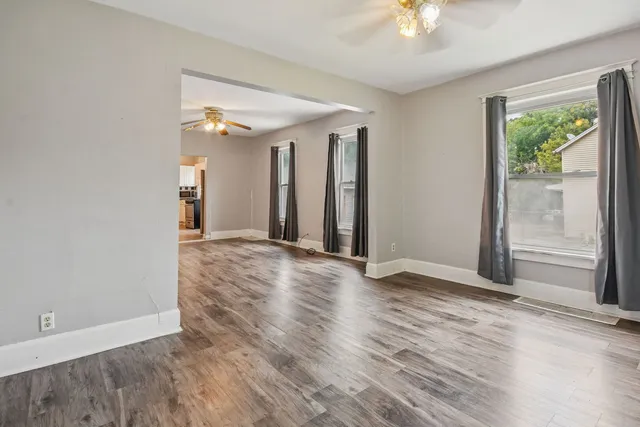 $250,000 | 610 Bluff Street, Waukegan, IL 60085