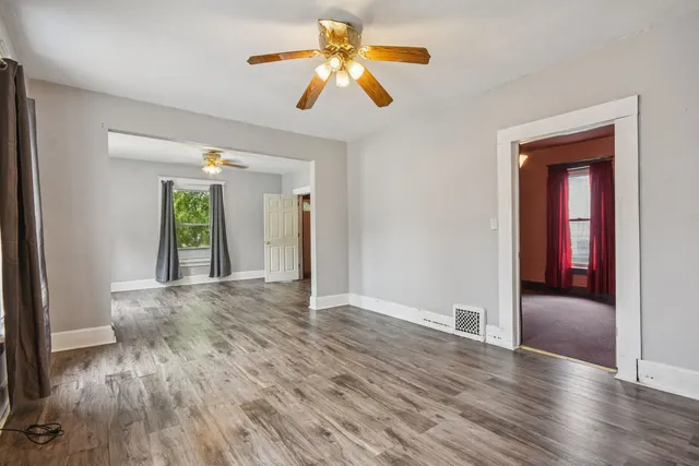 $250,000 | 610 Bluff Street, Waukegan, IL 60085