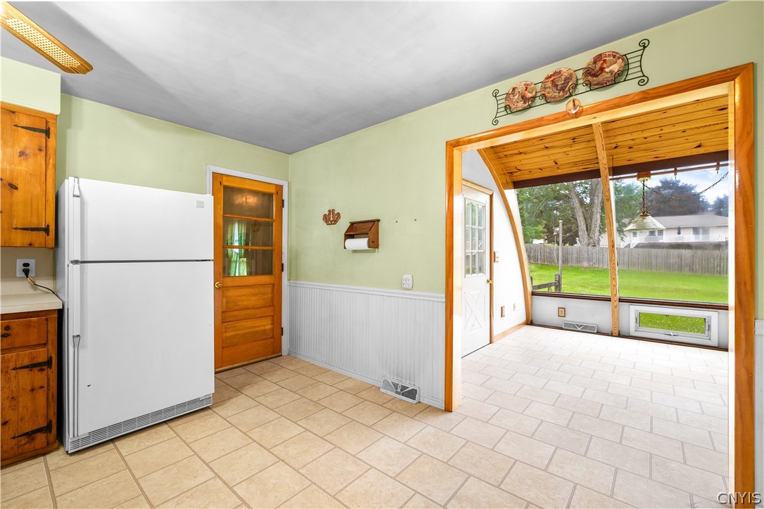 6 Roman Road New Hartford, NY 13413 - Photo 13 of 27