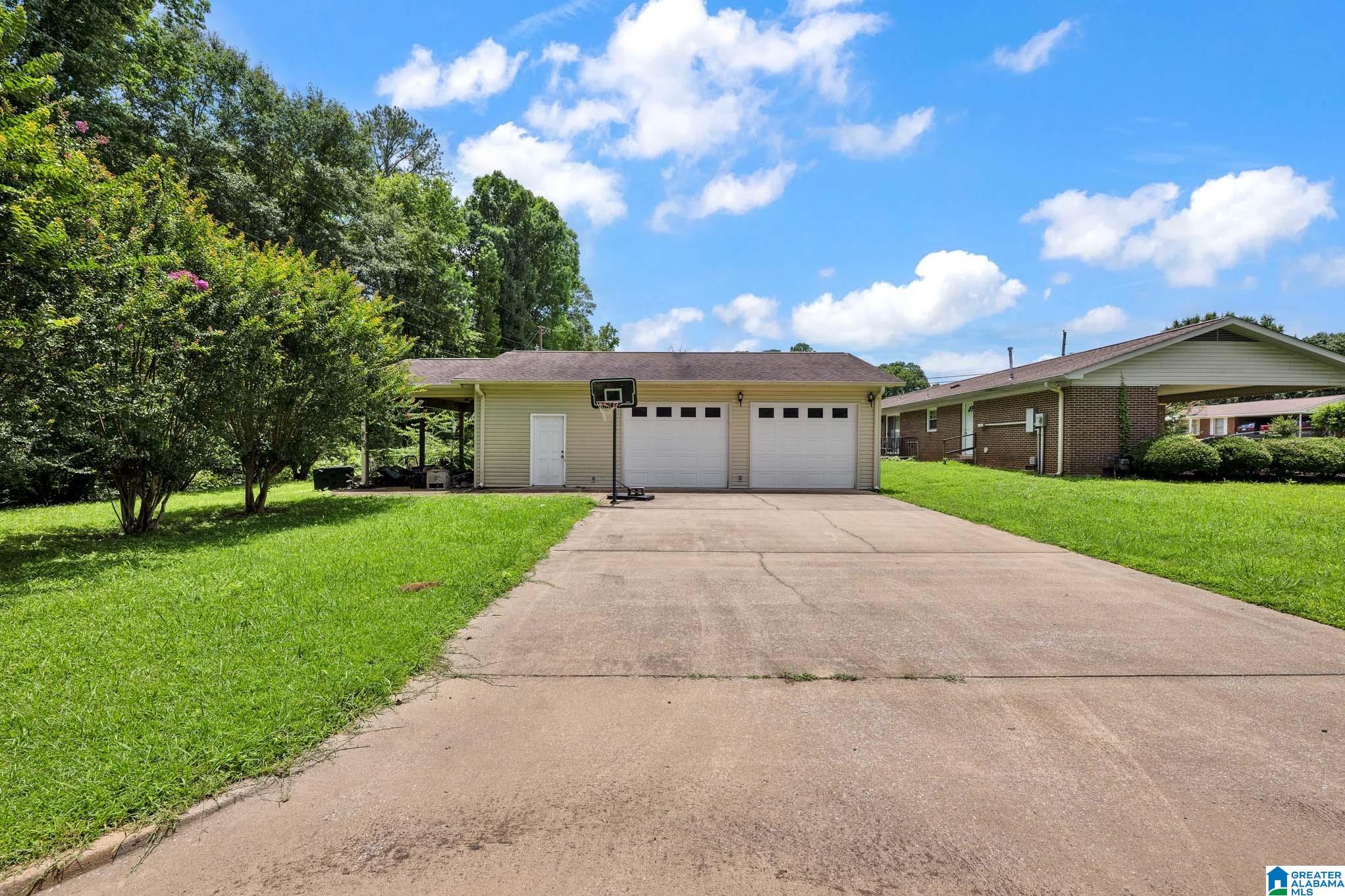 700 Generose Street Sylacauga, AL 35151 - Photo 28 of 34